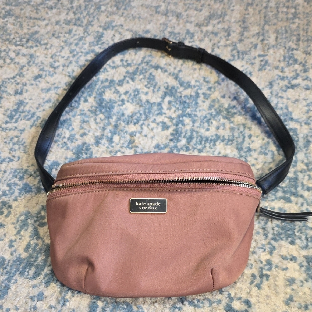Kate Spade Mauve Belt Bag with Black Strap
